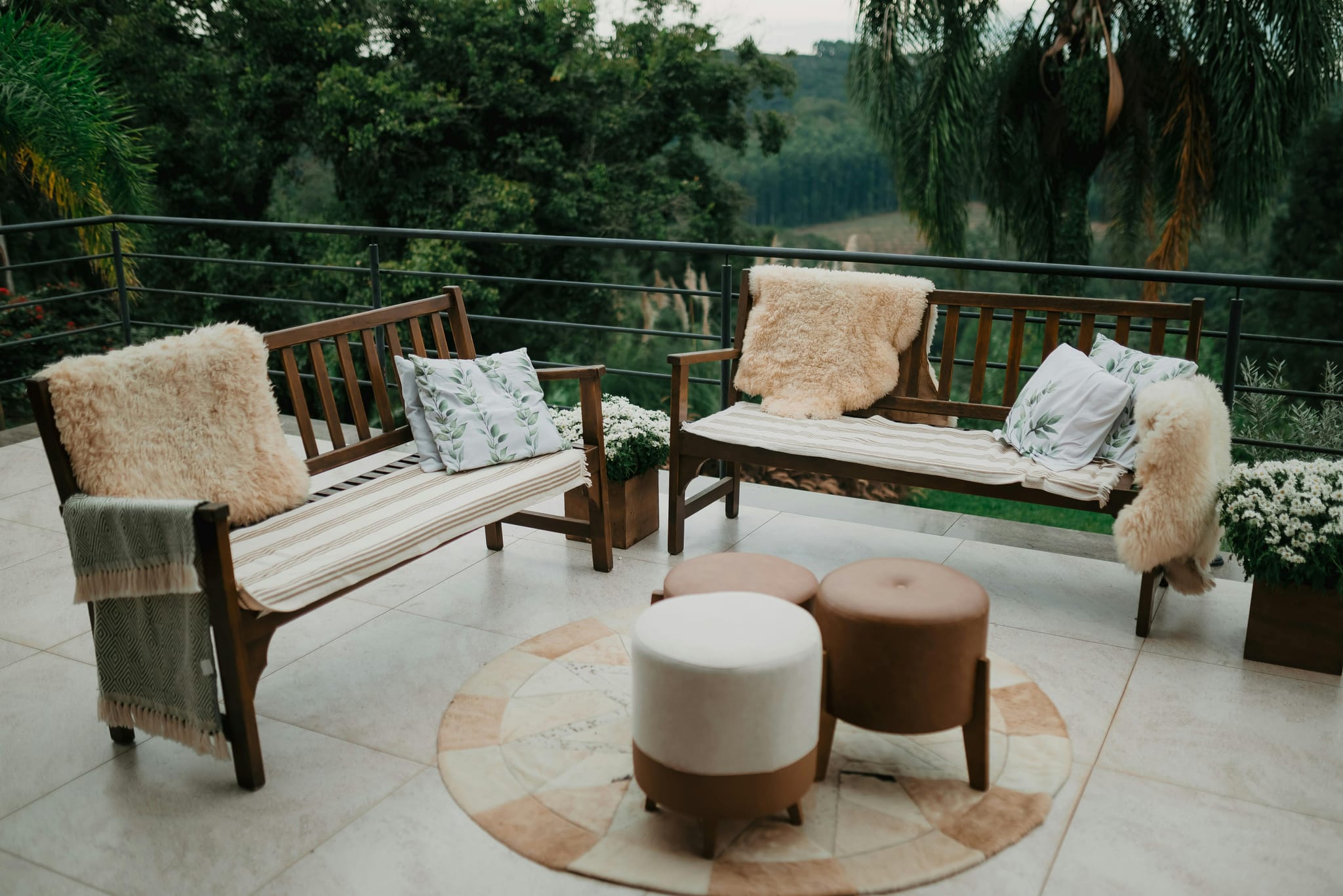 Discover the Best patio furniture brands at Ski Haus